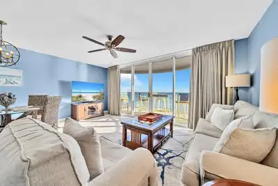 Image de 708 Island Princess Okaloosa Island Beachfront ~ Beach Svc Included