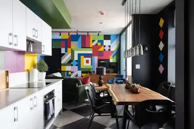 Image de 2 bed/2 bath Urbn Murals y Más