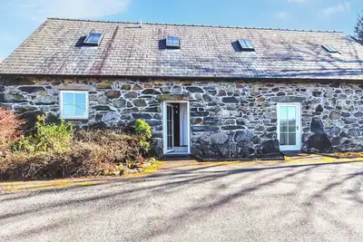 Image de Afthfan is a pet-friendly holiday cottage near Dolgellau and the Mawddach Estuary.