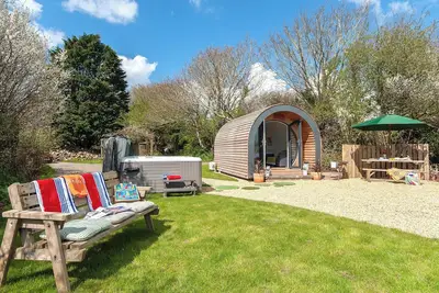 Image de 1 chambres à coucher à Pembroke