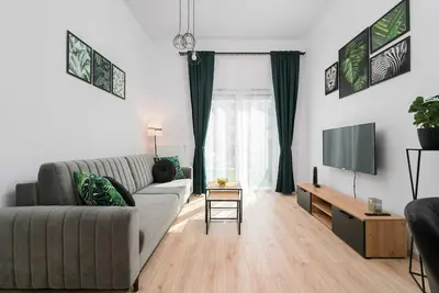 Image de Edmund Kajdasz 32 | 1 Bedroom | Parking | Terrace