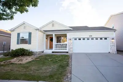 Image de Cozy Cottage w/ Office, Patio & Hot Tub