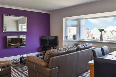 Image de A lovely apartment in the heart of Lytham St Annes, perfect for your coastal getaway.