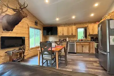 Image de Beautiful Cabin located in the Little Belt Mountains