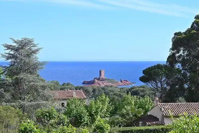 Image de Joli appartement pour 6 personnes avec Wifi, piscine, Tv, terrasse et parking