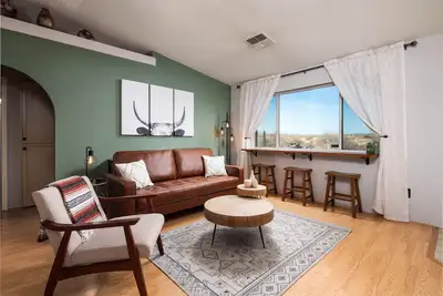 Image de Desert Oasis with Private Hot Tub - Minutes from Sedona+Wineries+Jerome!
