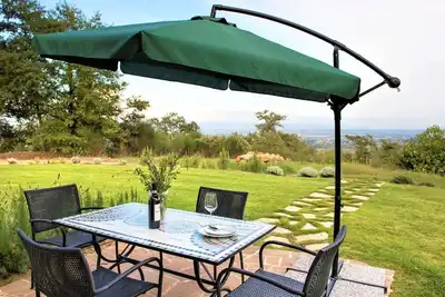 Image de Agréable appartement avec Wifi, climatisation, piscine, Tv, patio, animaux admis, vue panoramique