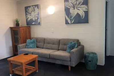 Image de 26 Rumbalara Avenue - Rainbow Beach. Beautifully presented beach house comfortably accommodates