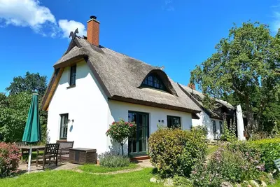 Image de Groß Stresow - Irmi´s Kate - Ferienhaus und Doppelhaushälfte mit Großem Garten - Groß Stresow -