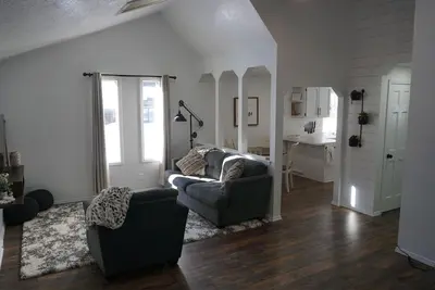 Image de Beautiful Condo Close to Downtown