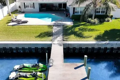 Image de Boaters Paradise- Waterfront Heated Pool King Beds