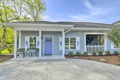 Image de Inviting Home < 2 Mi to Ocean Isle Beach Pier