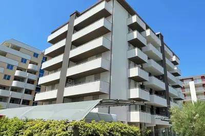 Image de Condominio Smeralda three-room apartment near Terme for 6 people