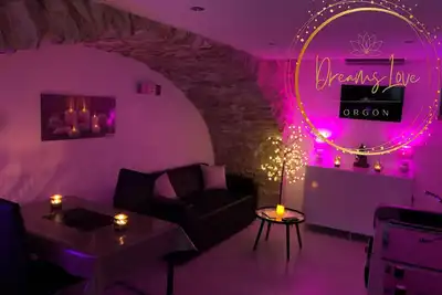 Image de Appartement Love Room avec jacuzzi et hammam privatisé lieu insolite en amoureux