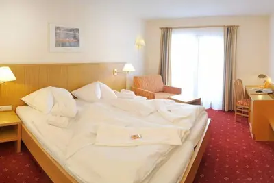 Image de Doppelzimmer mit Dusche, Wc - Komfort - Panoramahotel Gürtl