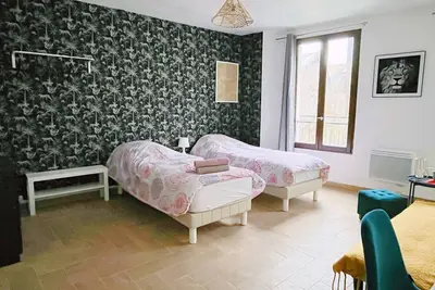 Image de 711 Appartement versatile proche du métro et de Paris 20 ème