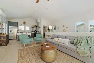 Image de Spacious Slo Retreat | Walk to Dt/Parks