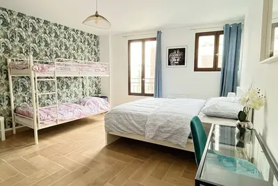 Image de 721 Appartement fonctionnel proche du métro et de Paris 20 ème