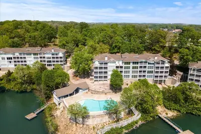 Image de Waterfront Walk-In 2 Bedroom 2 Bath