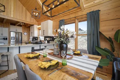 Image de Alpine Adventure: Minutes from Granby Ranch