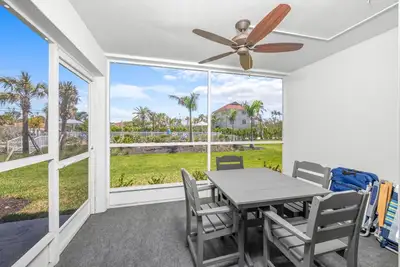 Image de Ready for rentals! Beautifully updated! Beachside Complex