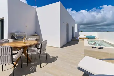 Image de Penthouse avec spectaculaire terrasse sur le toit et Bbq - Pga401
