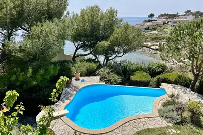 Image de Chez-Aline, maison de vacances, piscine, vue mer, à 2 min de la plage