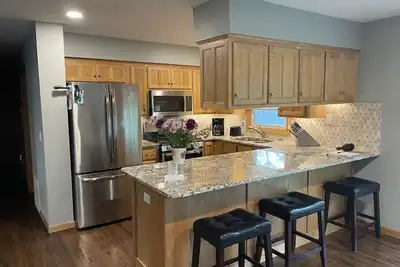 Image de New- Wayne's Place! West Omaha, Complete Remodel, Quality Comfort