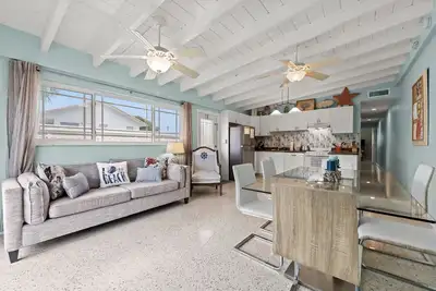Image de Key Colony Home with Dock and Cabana Club Access- Pets Welcomed