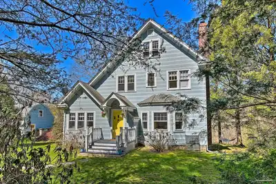 Image de Charming Retreat w/ Fire Pit & Spacious Yard!