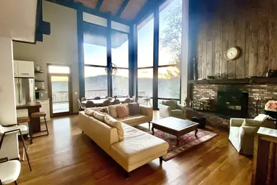 Image de Private 6 bedroom Chalet 5min to Mt Snow