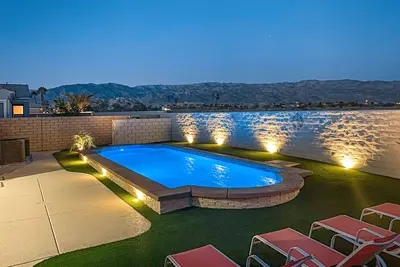 Image de Spacious, posh Terra Lago home with fireplace & private pool oasis -dog-friendly