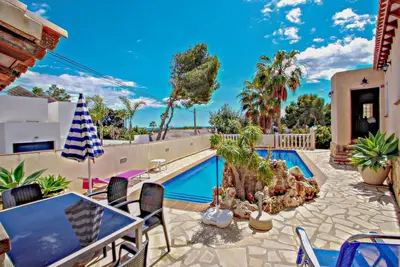 Image de Carmen - charmante villa avec piscine privée à Benissa