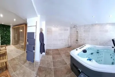 Image de Nalan Orrygeois, Spa, Sauna, Proche Asterix