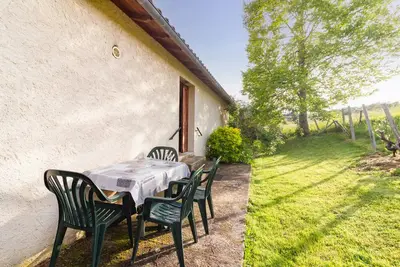 Image de Gîte La Vue Verdoyante - idéal 2 adultes & 2 enfants - 9 km de Figeac