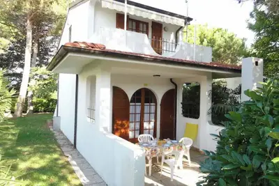 Image de Terraced villa for 6 people with fenced garden
