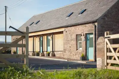 Image de Self-catering accommodation in a beautiful location overlooking Holy Island on the Northumberland co