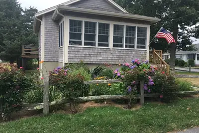 Image de New Silver Beach Waterfront Cottage