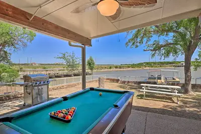 Image de Private Dock - Waterfront Lake Brownwood Gem!