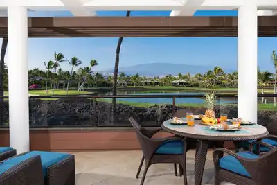 Image de ❤️PiH❤️ Ocean Point ★ Walk to Beach Club ★ Steps From Ocean ★ Bikes