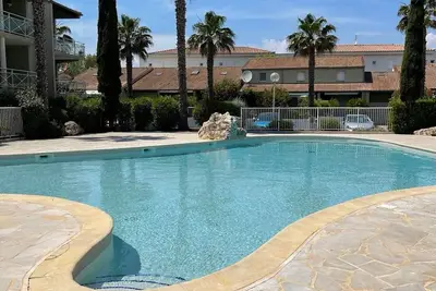 Image de Location de vacances à 400m de la plage avec piscine