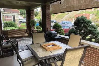 Image de Best Location & Neighborhood (2. 5 to Downtown Pgh)