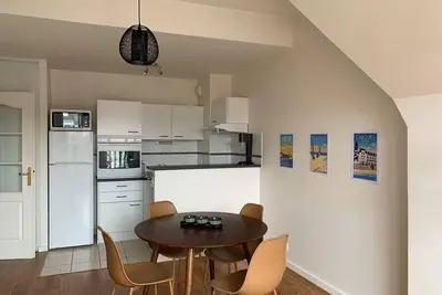 Image de Joli 41 M² Avec Balcon Proche De La Plage