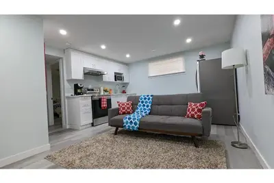 Image de Serene & Modern 1bed Suite + Close To Airport