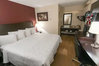 Image de Your Relaxing Getaway Awaits! Budget-friendly Accommodation, Pets Allwoed