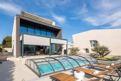 Image de Maison de vacances Petrčane pour 1 - 10 personnes avec 4 chambres à coucher - Maison de vacances