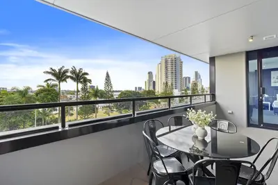 Image de Circle on Cavill - 3 Bedroom City Airbnb