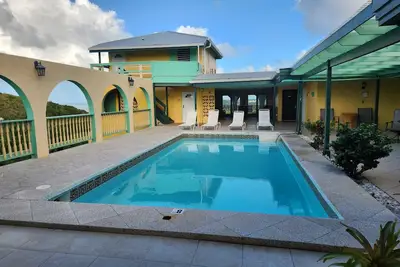Image de Five Bedroom Home with the Ultimate View