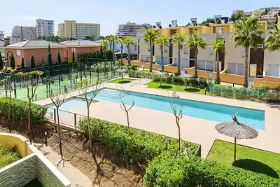 Image de Bel appartement pour 8 personnes avec climatisation, piscine, Wifi, Tv, terrasse et parking