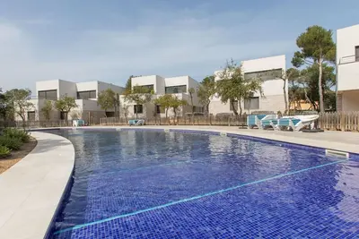Image de Belle maison de vacances avec climatisation, piscine, Wifi, Tv, terrasse, vue panoramique, parking